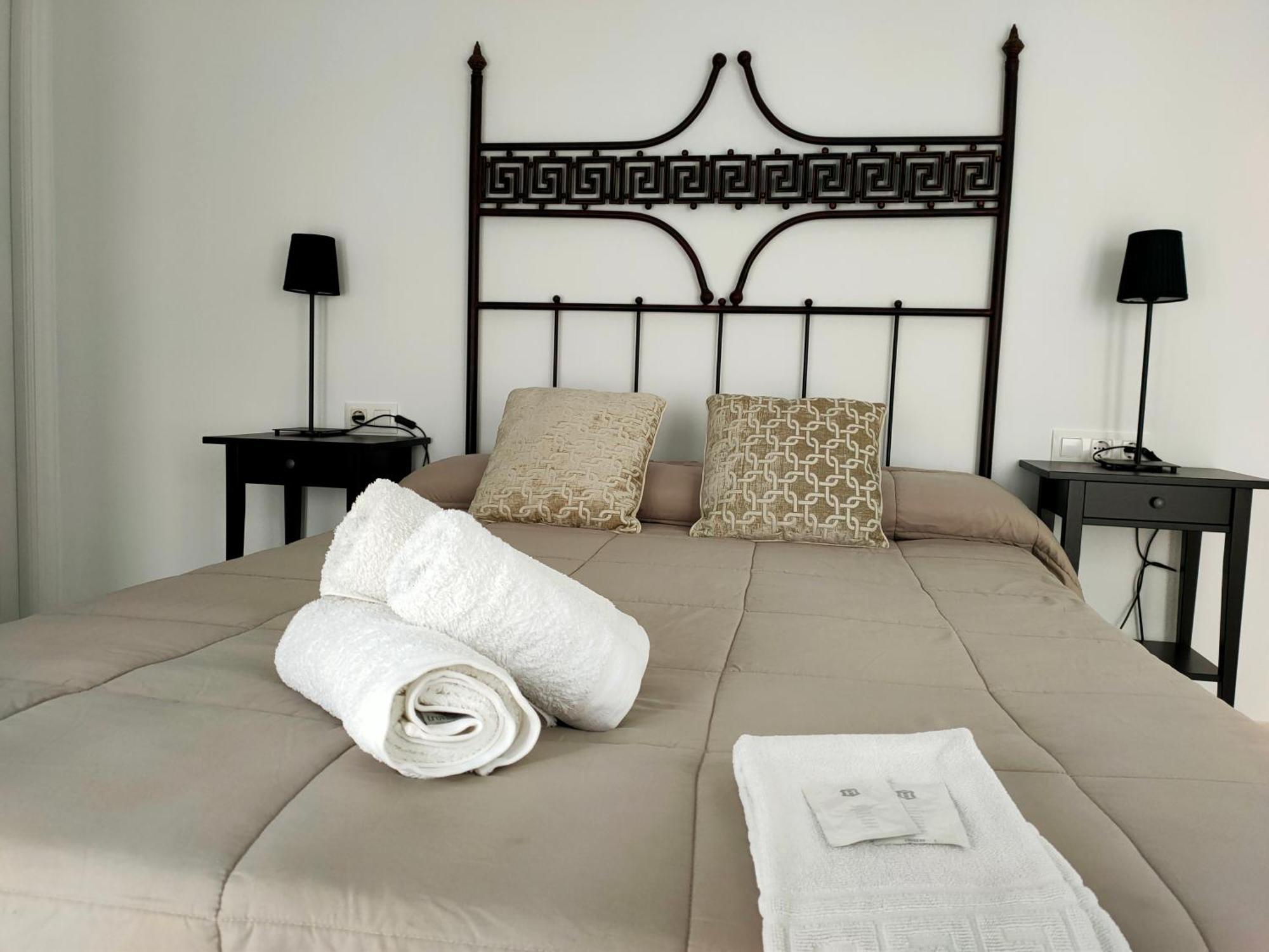 Apartamentos San Pedro コルドバ エクステリア 写真